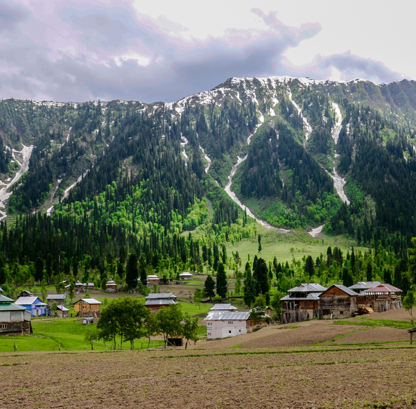 Arang Khail